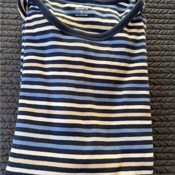 Lands' End women’s set of two XL Multicolor Striped Tees - Picture 5 of 9